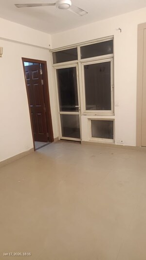 Room in 3 BHK Builder Floor at Unitech Nirvana Country Cedar Crest, Sector 50 – for Sale