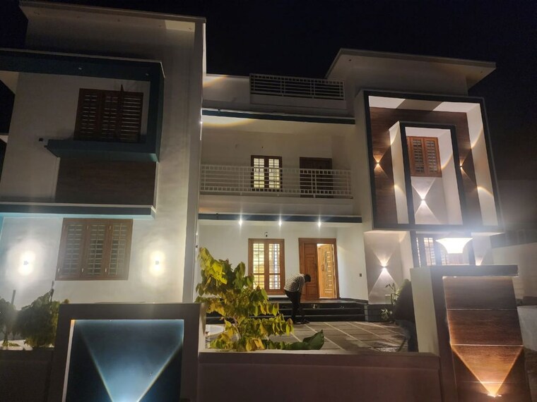 Kitchen, marathakkara 5 Bedroom 3650 Sq.Ft. Independent House In Marathakkara Thrissur 9811776
