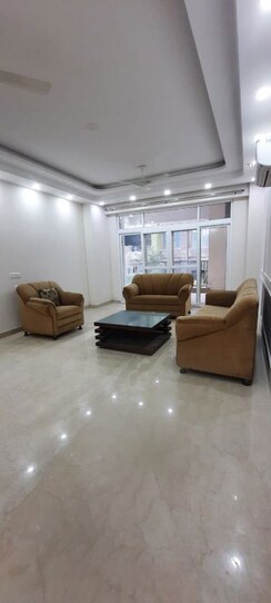 4 BHK + Pooja Room,Servant Room Apartment For Rent in Parx Laureate
