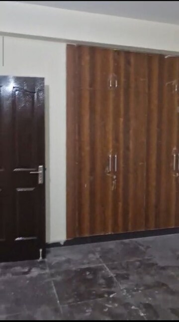 Building Lobby in 2.5 BHK Apartment at Wave Aranyam Valley, Sector 2 Wave City – for Rent