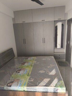 Master Bedroom in 2 BHK Apartment at Vardhman Empire Estate, Mahapura – for Rent