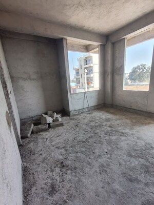 Room in 3 BHK Apartment at Tupudana – for Sale