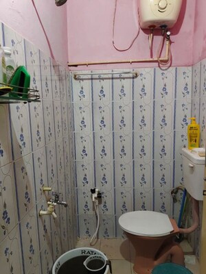Attached Bathroom in 2 BHK Independent House at Kalimandir – for Rent