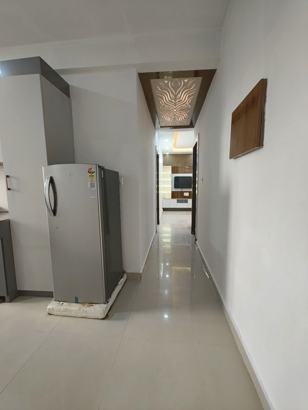 2 BHK Apartment For Rent in Pyramid Elite