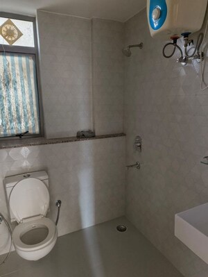 Bathroom in 3 BHK Apartment at Unitech Uniworld Gardens 2, Sector 47 – for Rent