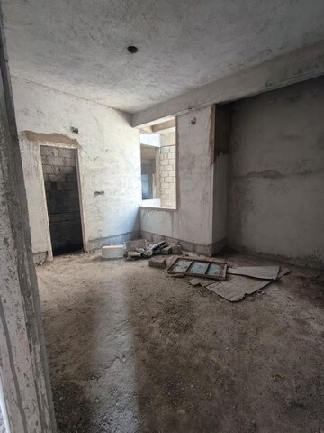 Room in 3 BHK Apartment at Tupudana – for Sale