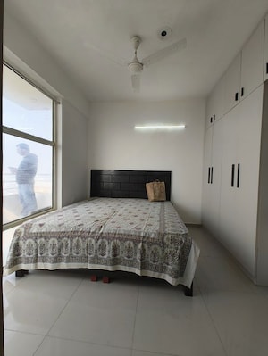 3 BHK Apartment For Rent in Pyramid Altia, Sector 70