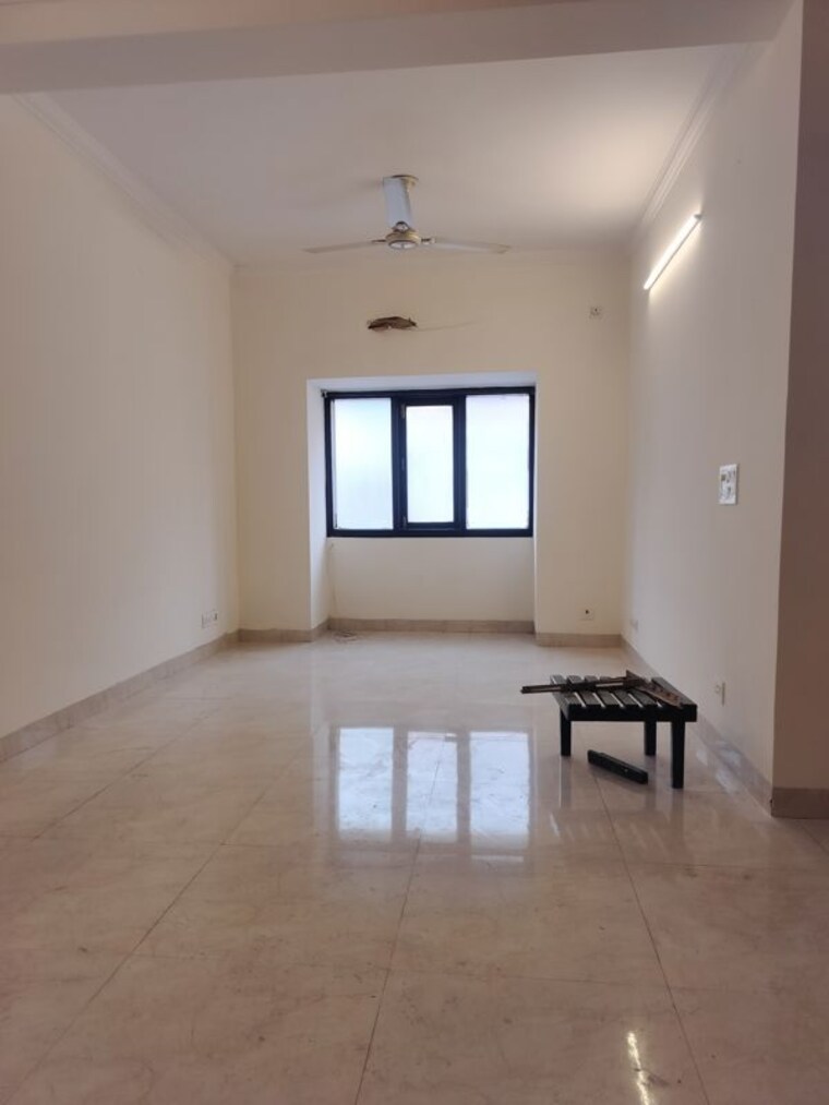 Room, vasant kunj 2.5 Bedroom 1200 Sq.Ft. Apartment In Vasant Kunj Delhi 9811904