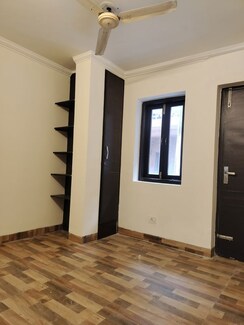 2.5 BHK + Extra Room Apartment For Rent in Vasant Kunj