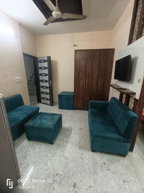 1 BHK Builder Floor For Rent in Vipul Square