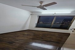 2.5 BHK Apartment For Rent in Kalpataru Aura