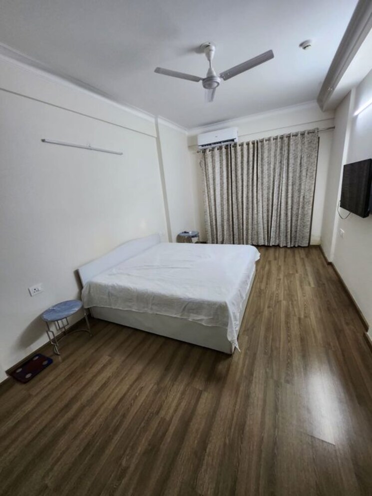 Bedroom, pareena-micasa 3 Bedroom 1999 Sq.Ft. Apartment In Sector 68 Gurgaon 9811926