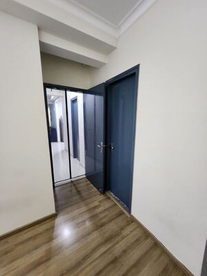 Room in 3 BHK Apartment at Pareena Micasa, Sector 68 – for Sale