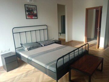 Bedroom in 5 BHK Villa at Assetz Earth And Essence, International Airport Road – for Rent