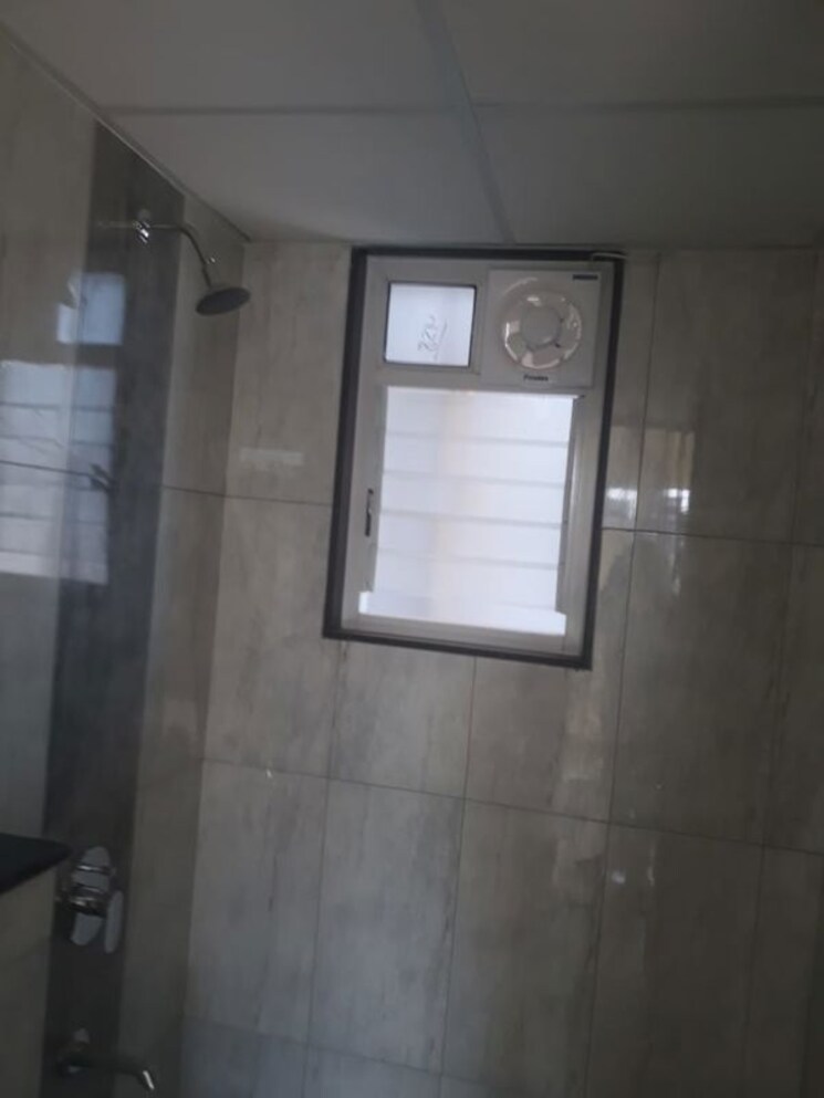 Bathroom, kolte-patil-r10 2 Bedroom 630 Sq.Ft. Apartment In Hinjewadi Pune 9811940