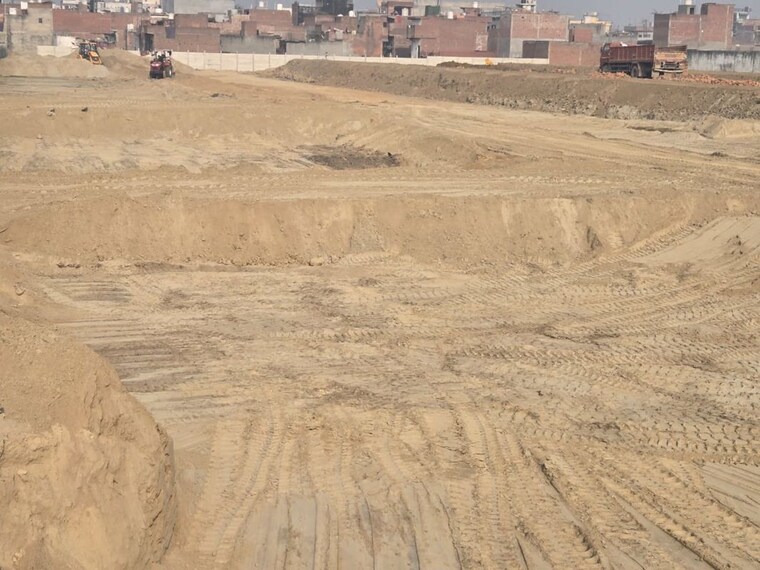 undefined, dadri  100 Sq.Yd. Plot In Dadri Greater Noida 9811920