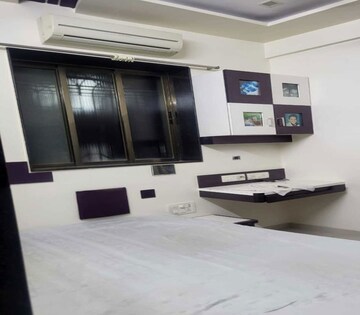 Bedroom in 2 BHK Apartment at Dadar East – for Rent