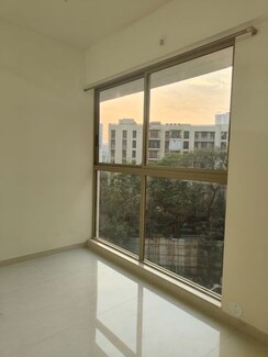 1 BHK Apartment For Rent in Lodha Crown Kolshet