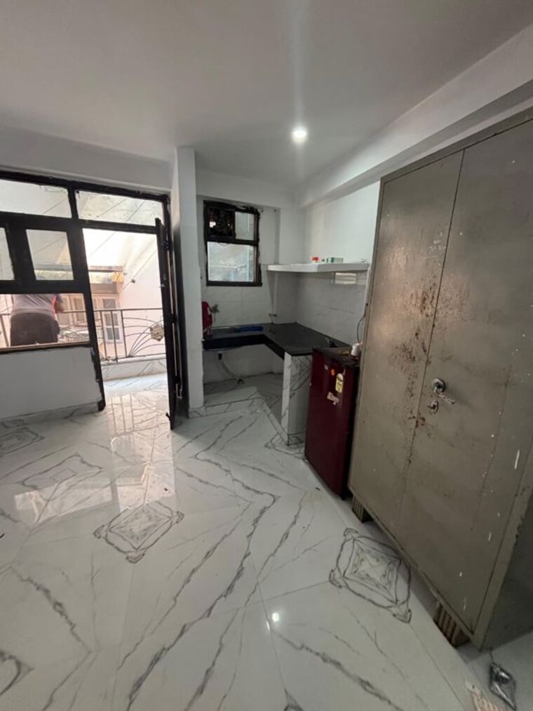 Kitchen, saket 1 Bedroom 350 Sq.Ft. Builder Floor In Saket Delhi 9811963