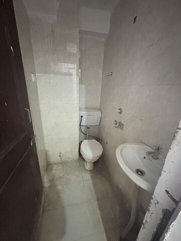 Master Bedroom in 1 BHK Builder Floor at Saket – for Rent