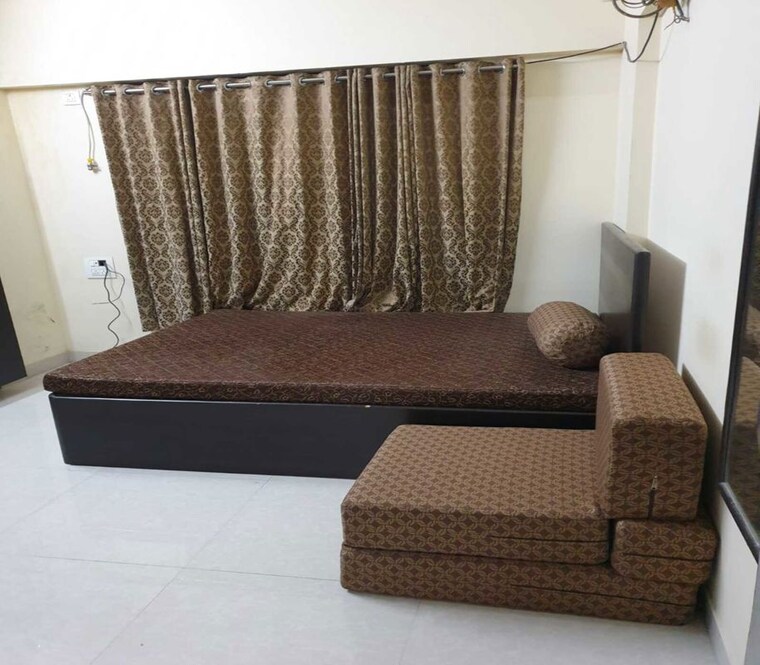 Bedroom, dadar east 1 Bedroom 525 Sq.Ft. Apartment In Dadar East Mumbai 9811971