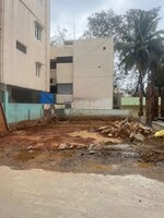 1200 Sq.Yd. Plot in Basaveshwara Nagar