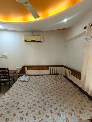 Bedroom in 3 BHK Apartment at Shubhashree Apartmaent Akurdi, Akurdi – for Rent
