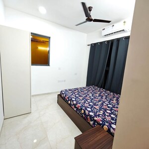 Bedroom in 1 BHK Apartment at Powai – for Rent