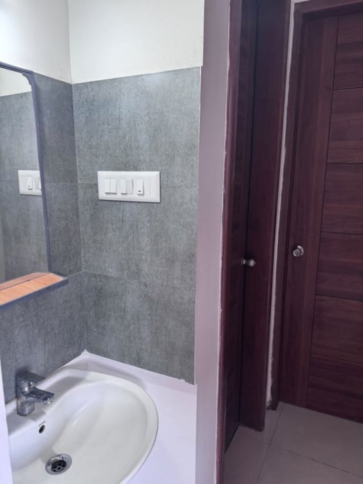Bathroom, pinnacle-neelanchal 2 Bedroom 710 Sq.Ft. Apartment In Baner Pune 9812034