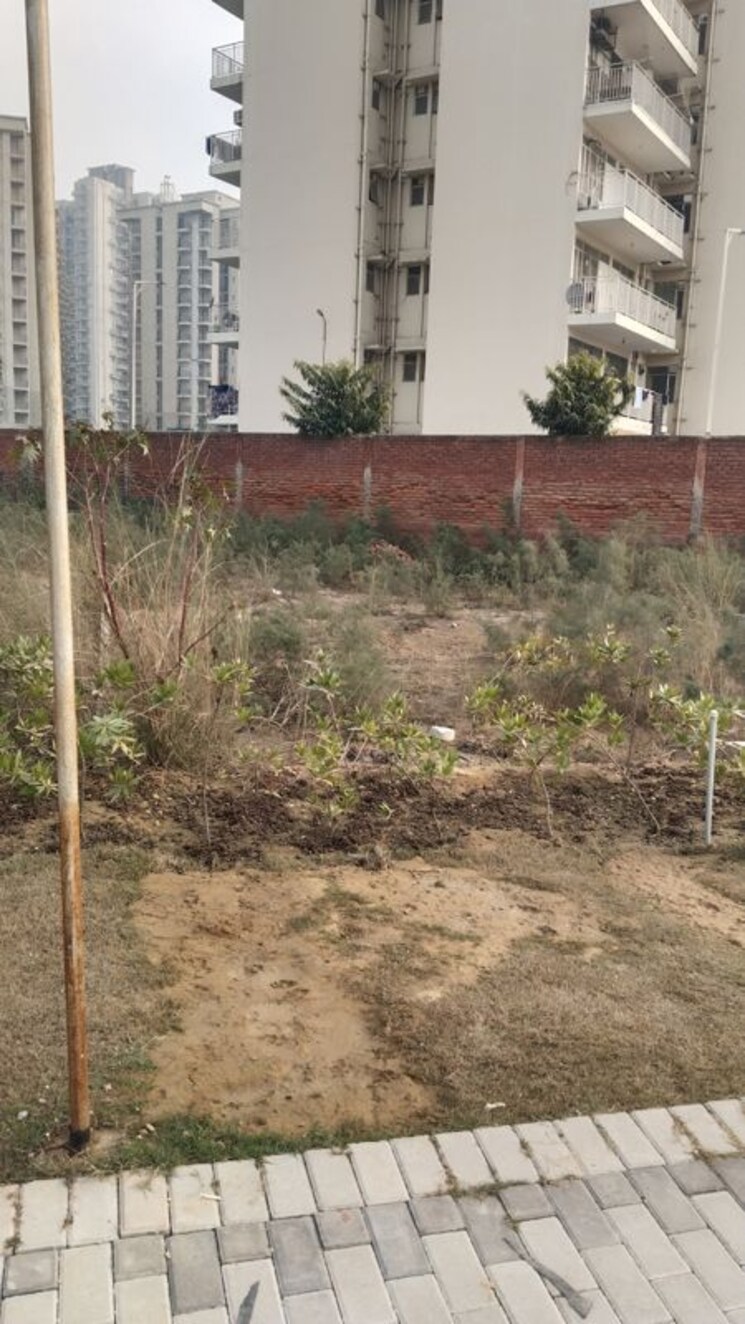 undefined, bptp-amstoria-plot  197 Sq.Yd. Plot In Sector 102 Gurgaon 9689482