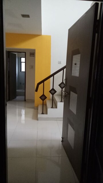 Staircase in 2.5 BHK Apartment at Mahavir Sharan, Nigdi – for Rent
