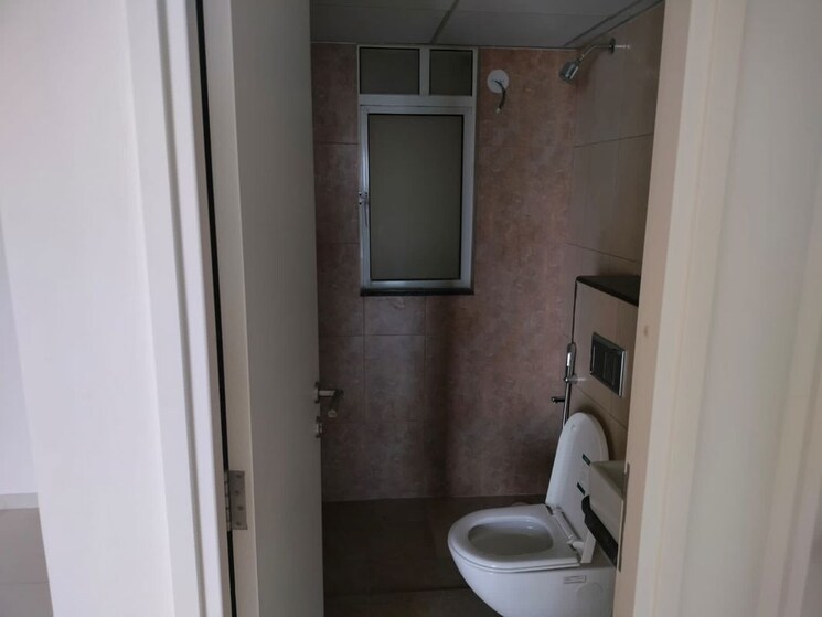 Bathroom, godrej-green-vistas 3 Bedroom 1100 Sq.Ft. Apartment In Mahalunge Pune 9811952