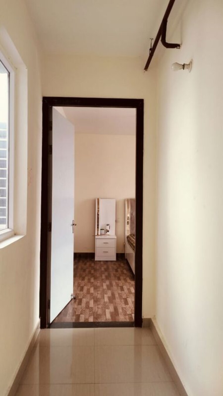 Room, jankipuram 2.5 Bedroom 1400 Sq.Ft. Apartment In Jankipuram Lucknow 9812046