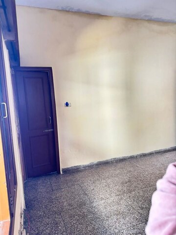 Room in 3 BHK Apartment at Maya Garden City, Lohgarh – for Rent