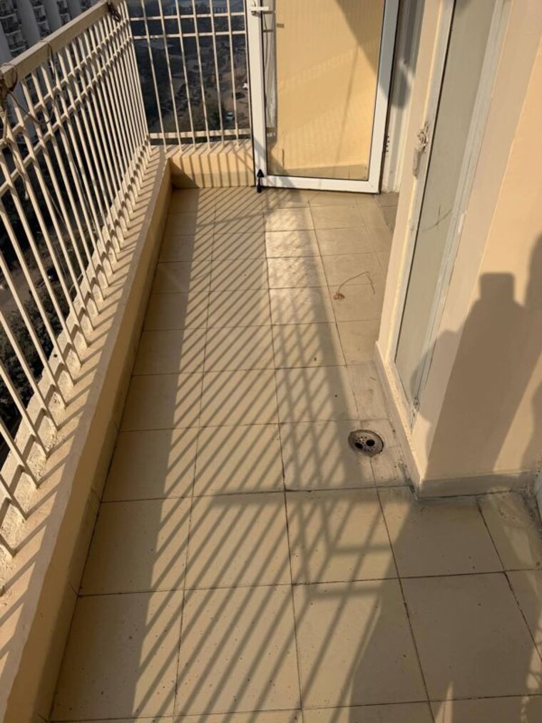 Balcony, ajnara-homes 2 Bedroom 1060 Sq.Ft. Apartment In Sector 16b Greater Noida Greater Noida 9812050