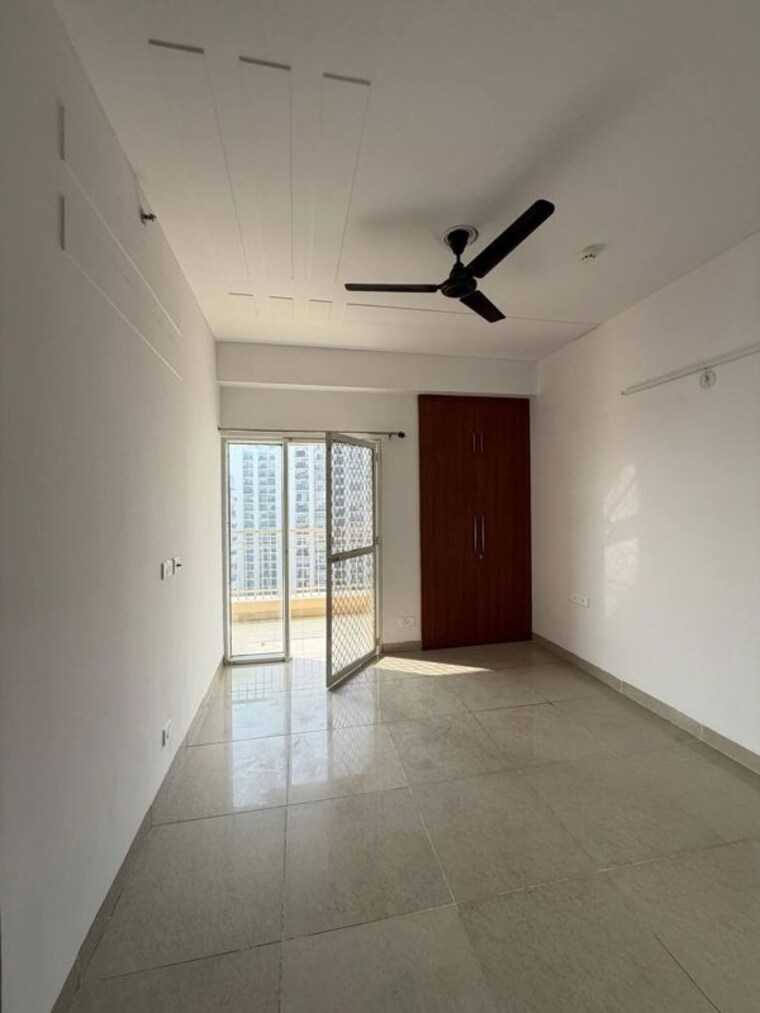 Room, ajnara-homes 2 Bedroom 1060 Sq.Ft. Apartment In Sector 16b Greater Noida Greater Noida 9812050