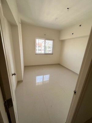 Room in 2 BHK Apartment at Avon Vista, Balewadi – for Sale