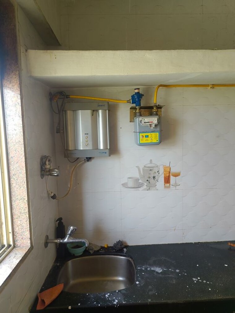 Bathroom, kishor-park 2 Bedroom 785 Sq.Ft. Apartment In Kalwa Thane 9812055