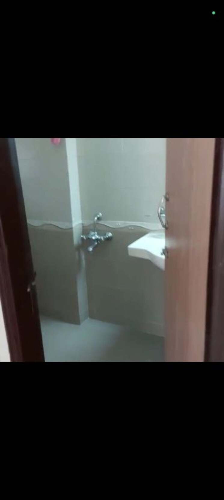 Bathroom, florence-chs 2 Bedroom 650 Sq.Ft. Apartment In Santacruz East Mumbai 9812060