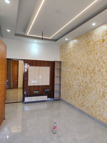 Room in 3 BHK Apartment at Malwa Escon Arena, Lohgarh – for Rent