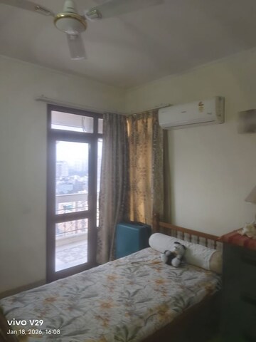 Room in 3 BHK Apartment at Vipul Greens, Sector 48 – for Sale