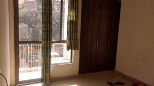 Room in 2 BHK Apartment at Unitech Uniworld Gardens 2, Sector 47 – for Rent