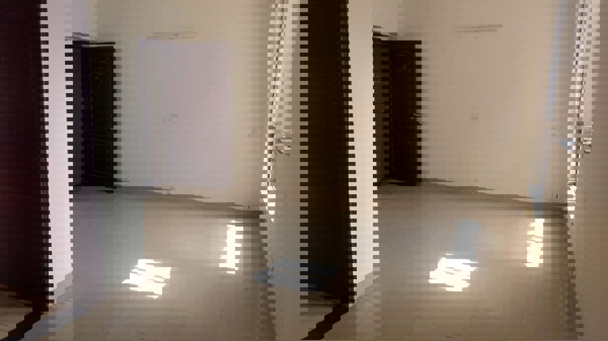 2 BHK 937 Sq.Ft. Apartment in Unitech Uniworld Gardens 2