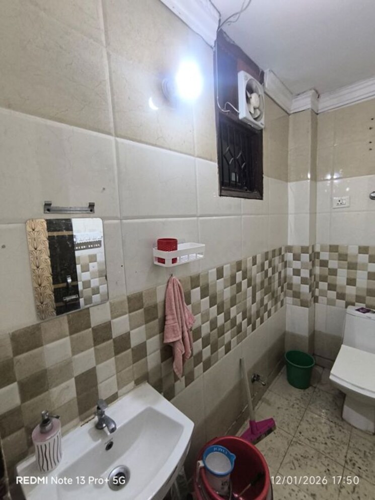 Kitchen, saket 1 Bedroom 500 Sq.Ft. Builder Floor In Saket Delhi 9812074