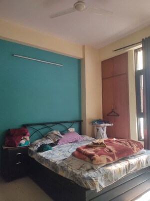 Bedroom in 2 BHK Builder Floor at Ahinsa Khand 2 – for Sale
