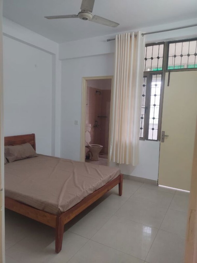 Room, ahinsa khand 2 2 Bedroom 1150 Sq.Ft. Builder Floor In Ahinsa Khand 2 Ghaziabad 9812085