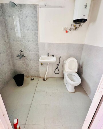 Bathroom in 2 BHK Apartment at Suncity Avenue 76, Sector 76 – for Rent