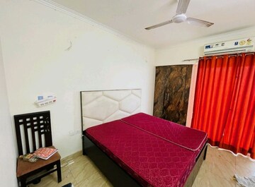 Bedroom in 3 BHK Apartment at Gaurs 16th Parkview Independent Floors, Gaur Yamuna City – for Rent