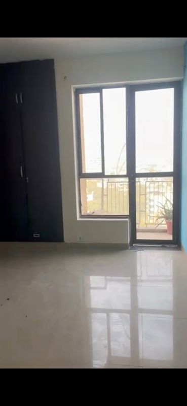 3 BHK Apartment For Rent in Unitech Uniworld Gardens 2