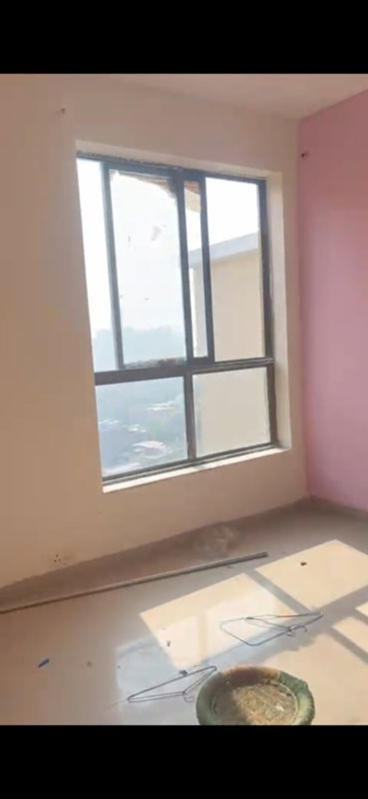 Room, unitech-uniworld-gardens-2 3 Bedroom 1355 Sq.Ft. Apartment In Sector 47 Gurgaon 9812137